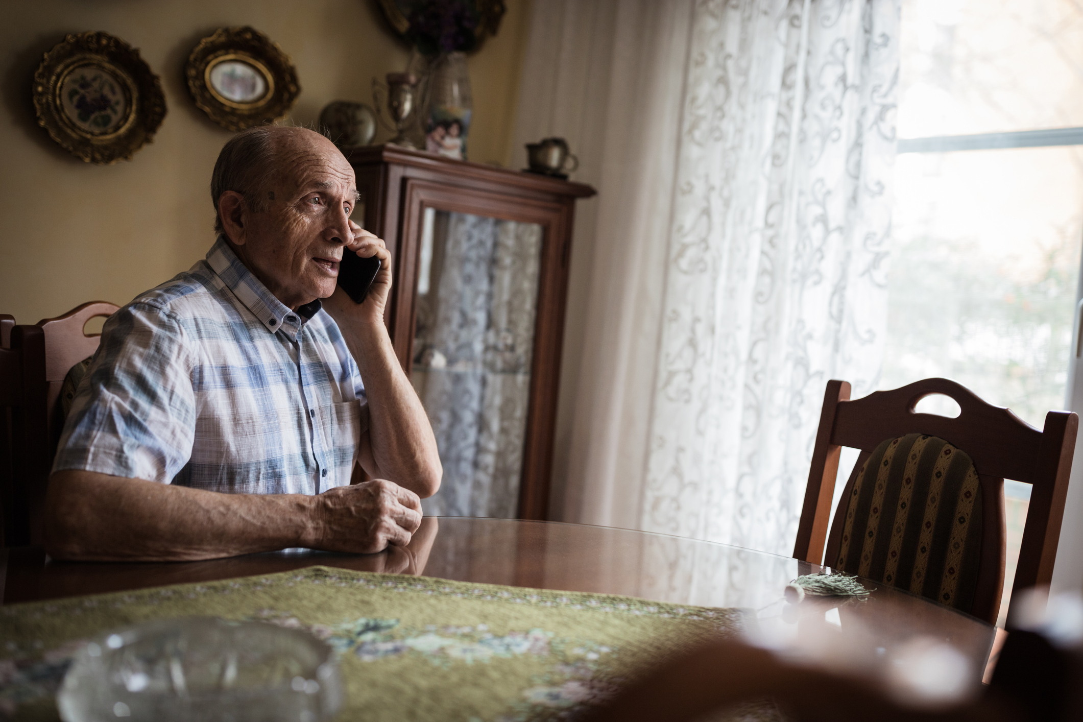 Suicide affects everyone – learn how to help those around you Suicide affects everyone – learn how to help those around you