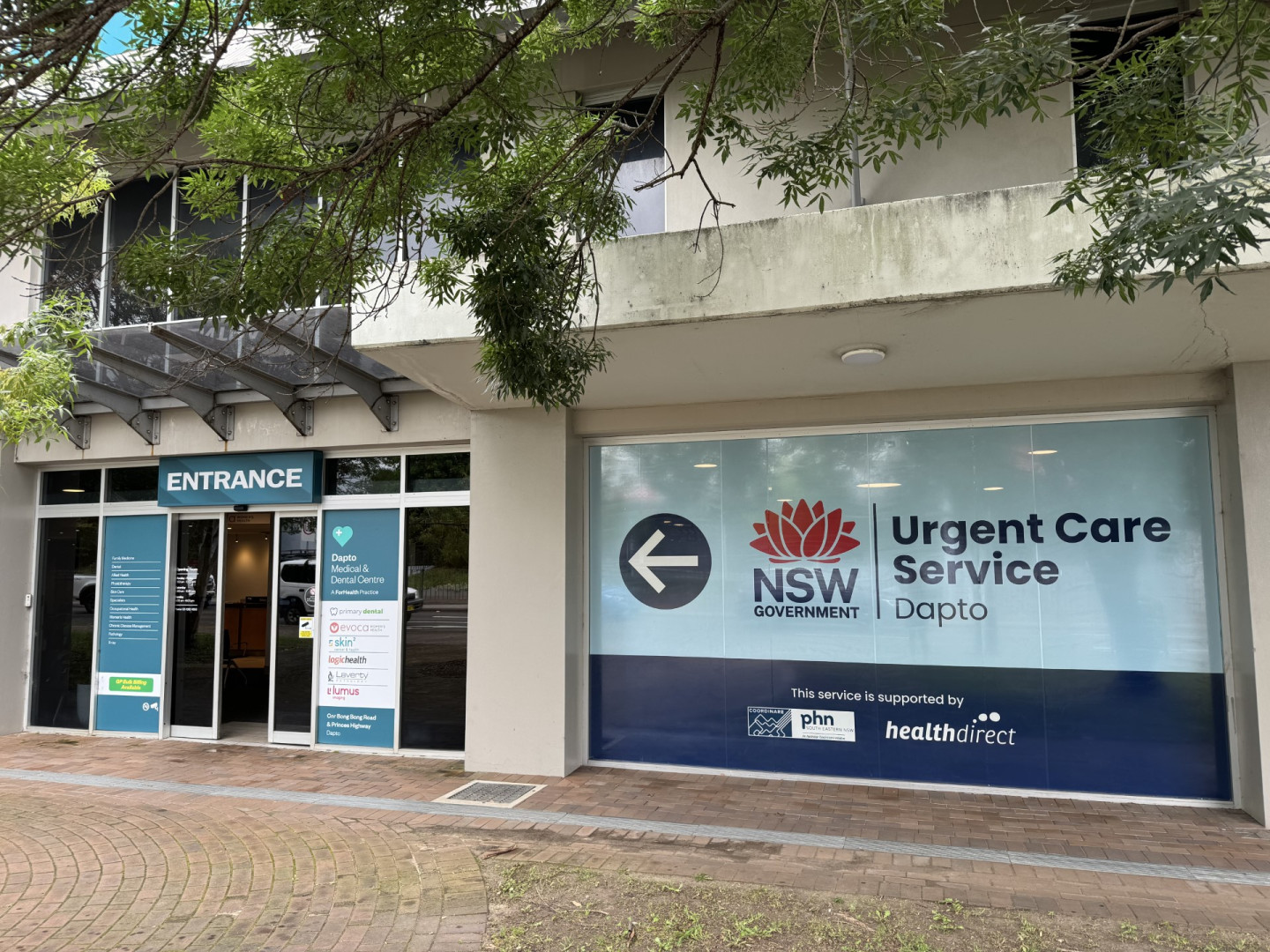 Dapto urgent care service front of the building.