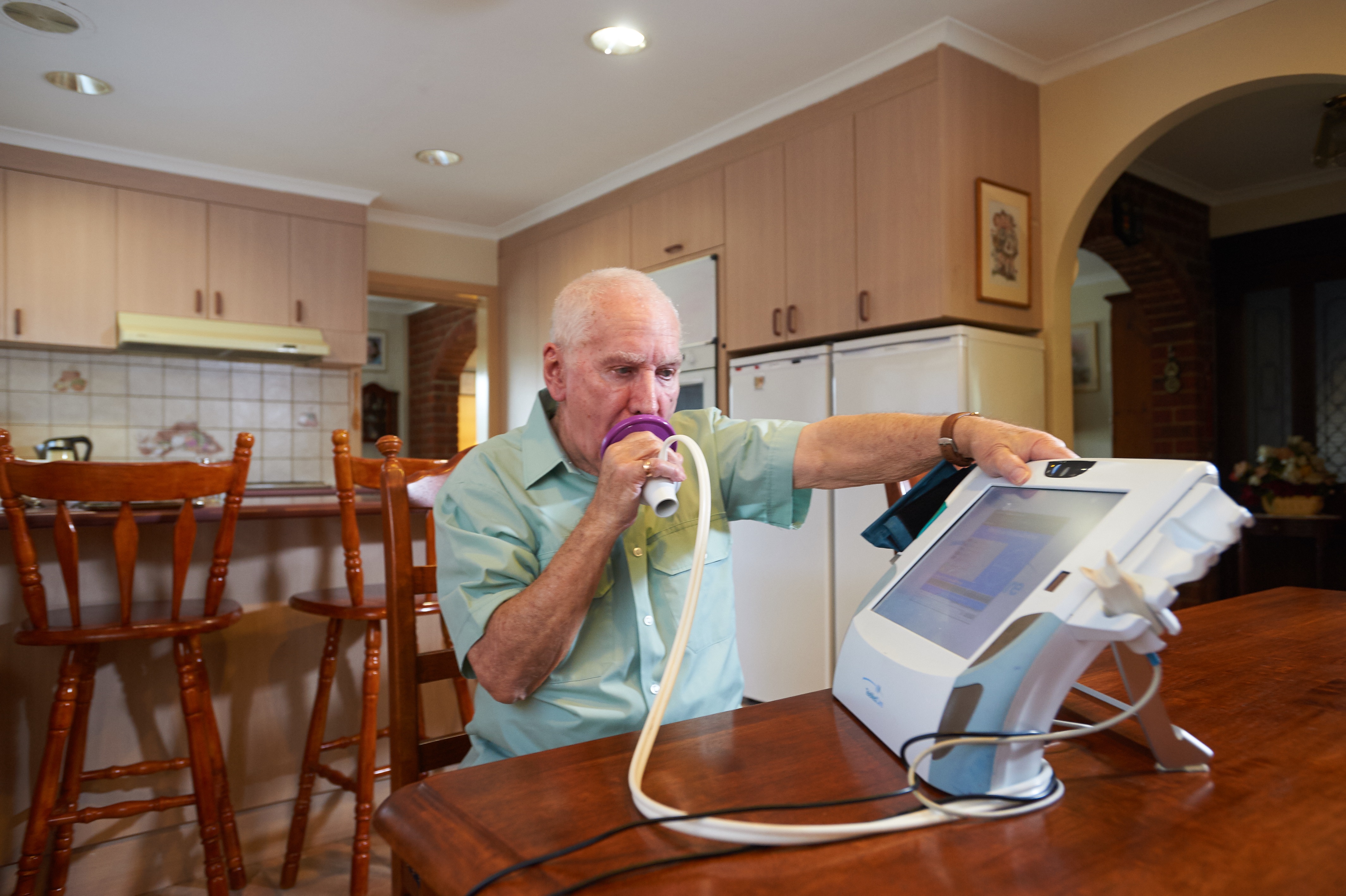 Telehealth could save healthcare system $3 billion, says CSIRO Telehealth could save healthcare system $3 billion, says CSIRO
